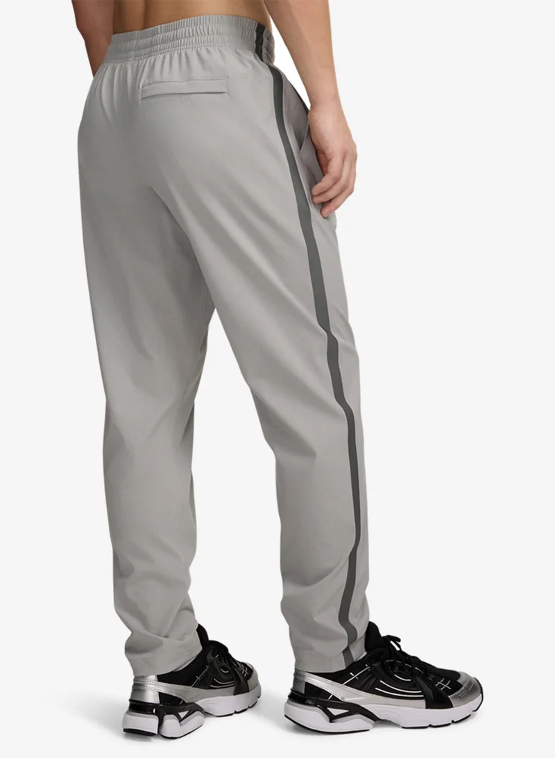 اندر ارمر سراويل رياضية ضيقة بفتحات تهوية لا تتوقف