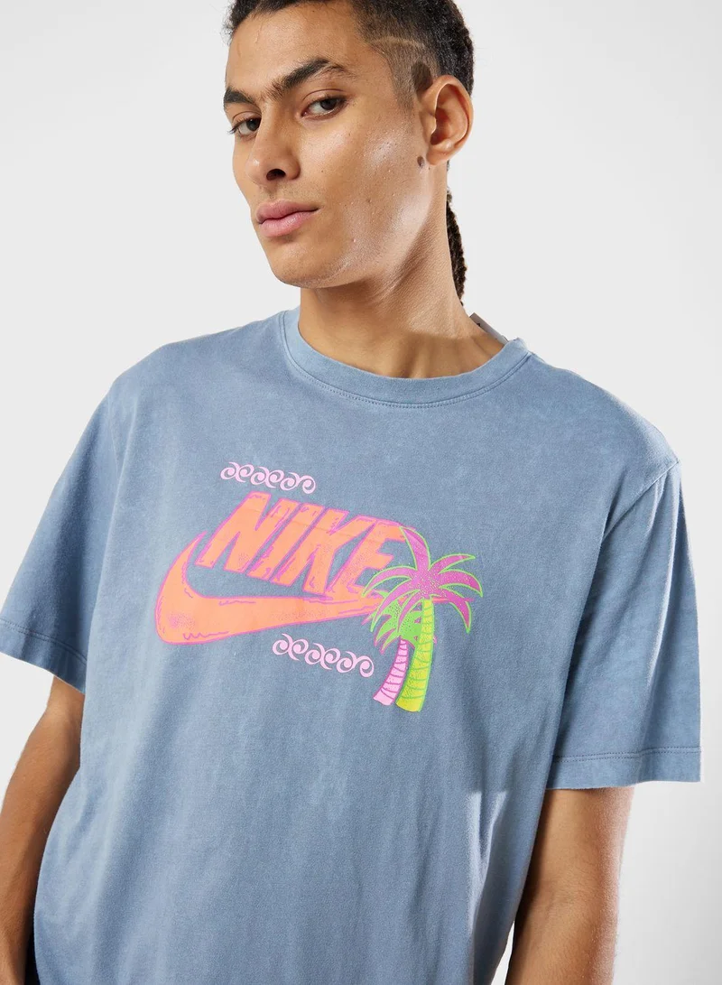 Nike Men's Sportswear Beach Party HBR T-Shirt