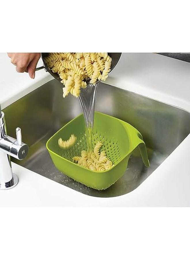 جوزيف جوزيف مصفاة مربعة قابلة للتكديس بزوايا سهلة الصب ومقبض رأسي، أخضر متوسط 40088 - Image 2