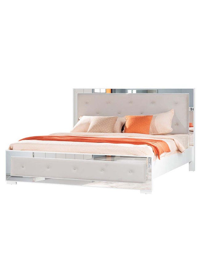 Ezekiel King Size Bed With Storage Modern Design Double Bedroom Furniture White - pzsku/Z223E82ABD3954AAFA7A8Z/45/_/1666184023/109bfdf7-5e66-40c6-8a77-be6e0dfe49cd