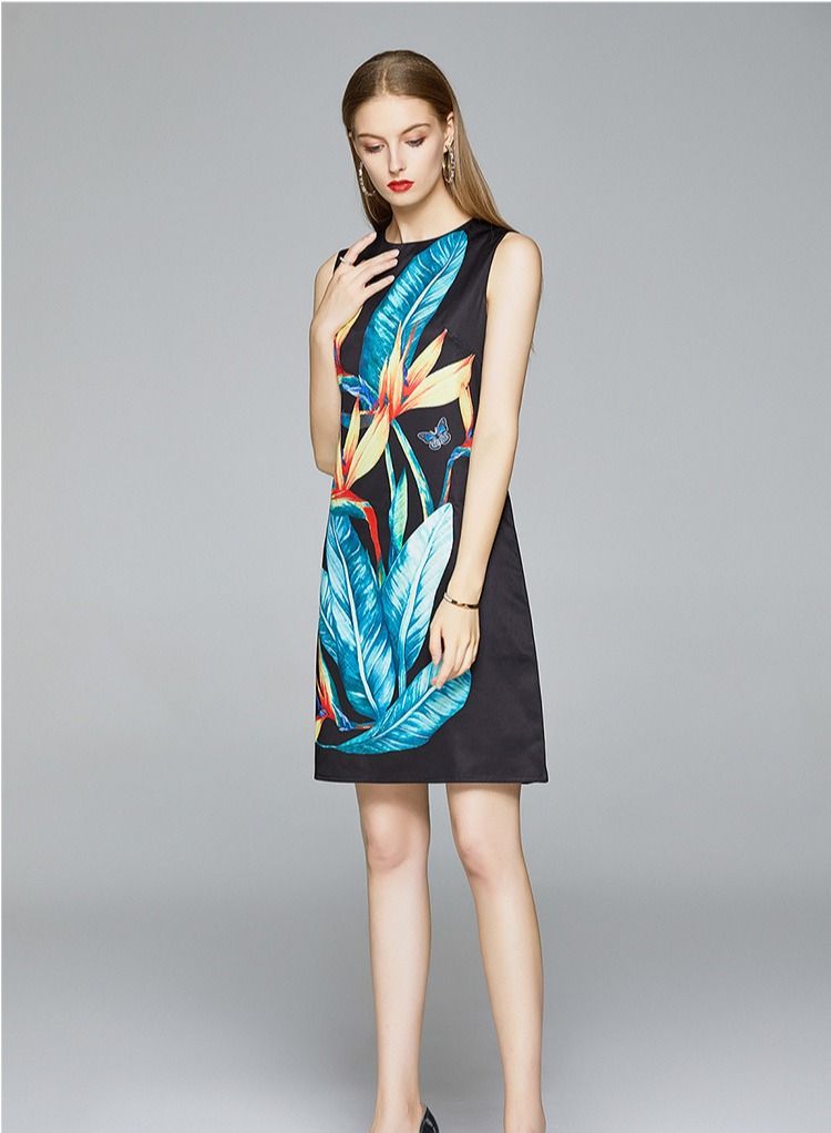 Loquat Women's round neck sleeveless printed vest dress - Image 2