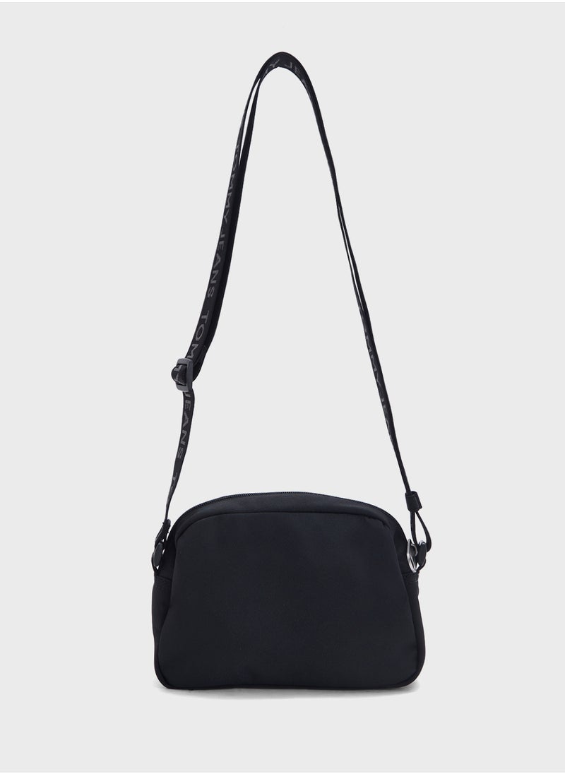 TOMMY JEANS ESSENTIAL DAILY CROSSBODY BAG  - Image 2