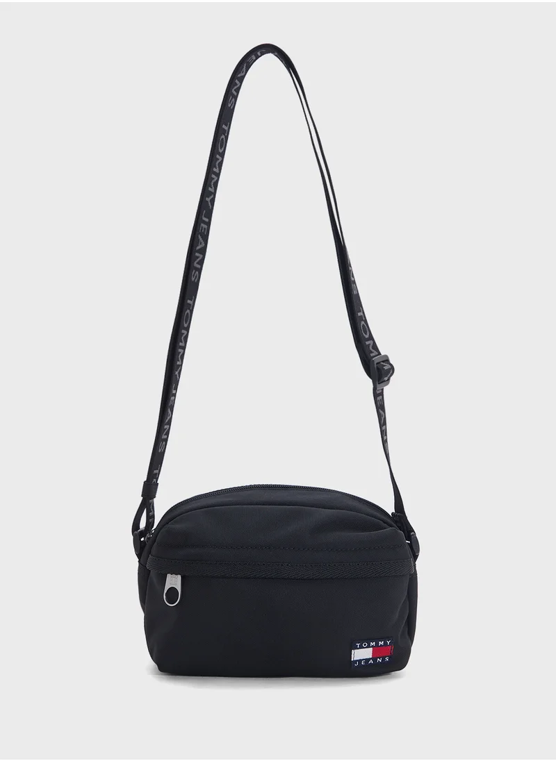 TOMMY JEANS ESSENTIAL DAILY CROSSBODY BAG