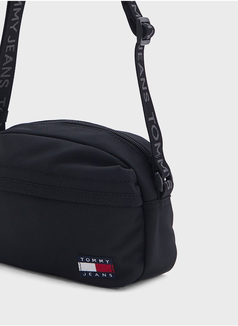 TOMMY JEANS ESSENTIAL DAILY CROSSBODY BAG  - Image 4