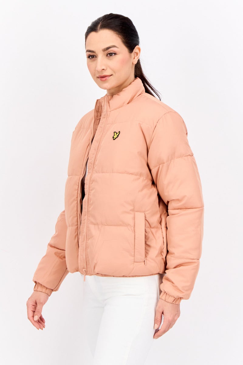 Lyle & Scott جاكيت بافر بشعار العلامة التجارية للنساء، خوخي داكن - Image 2