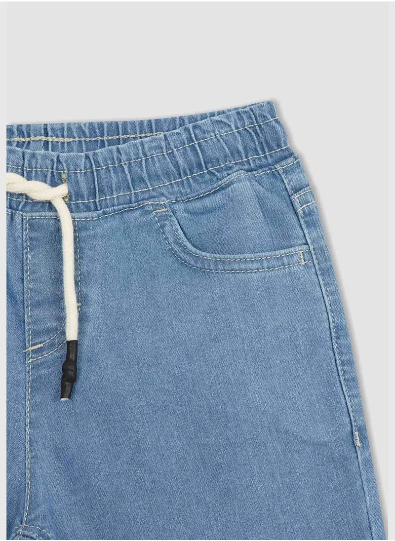 ديفاكتو Regular Fit Elasticated Waist Jean Shorts