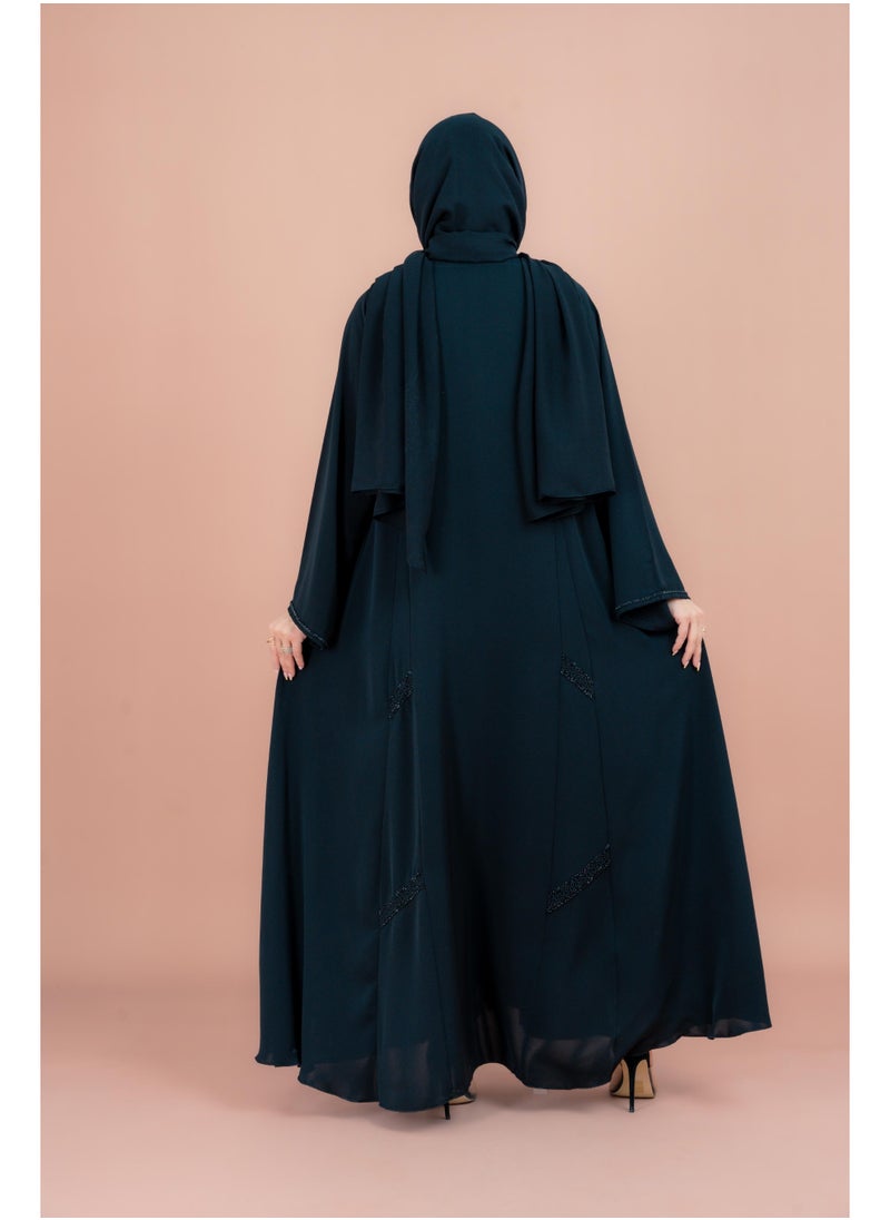 اكسا عباية كلاسيكية مع تطريز يدوي رائع  - Image 3