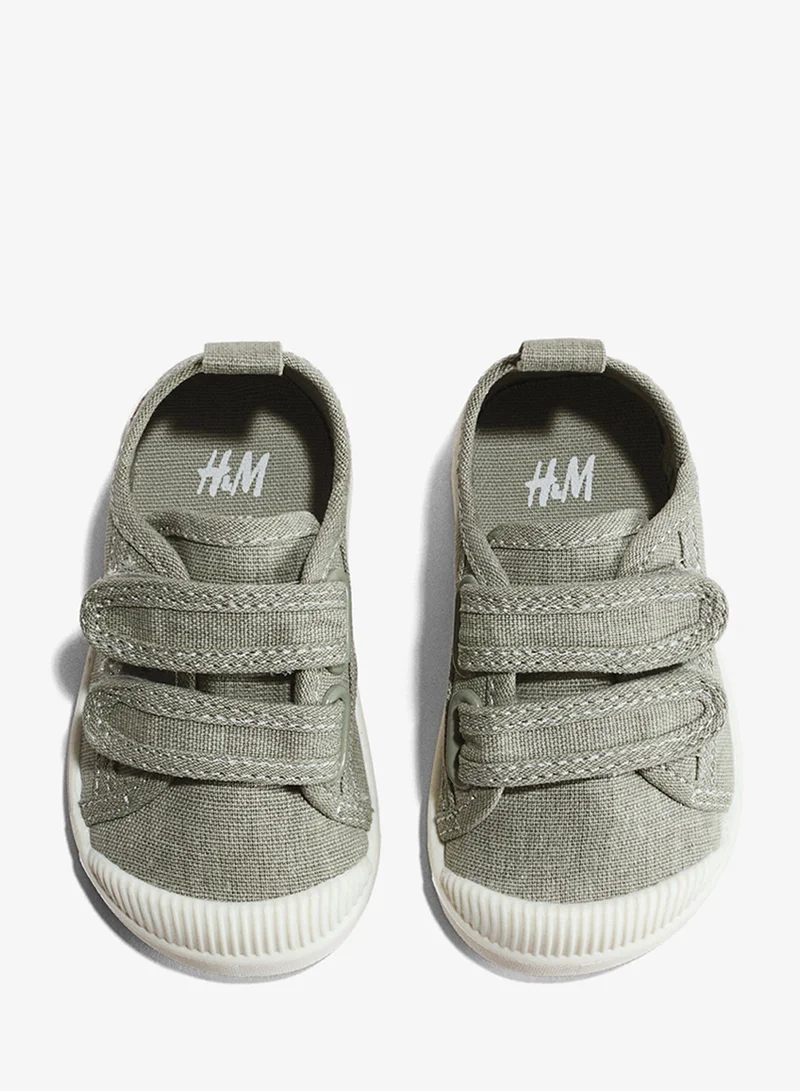 H&M Barefoot canvas trainers