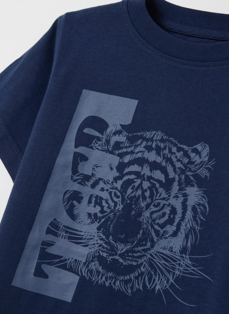 او في اس T-Shirt With Print