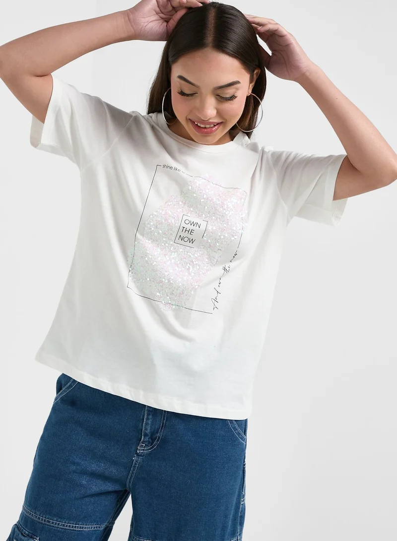 Ginger Embellished Graphic T-Shirt
