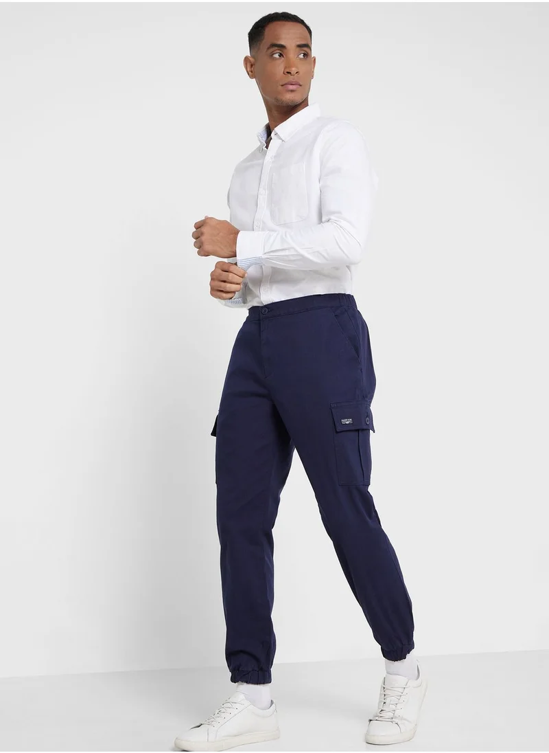 توماس سكوت Thomas Scott Men Comfort Mid-Rise Easy Wash Cargo Trousers