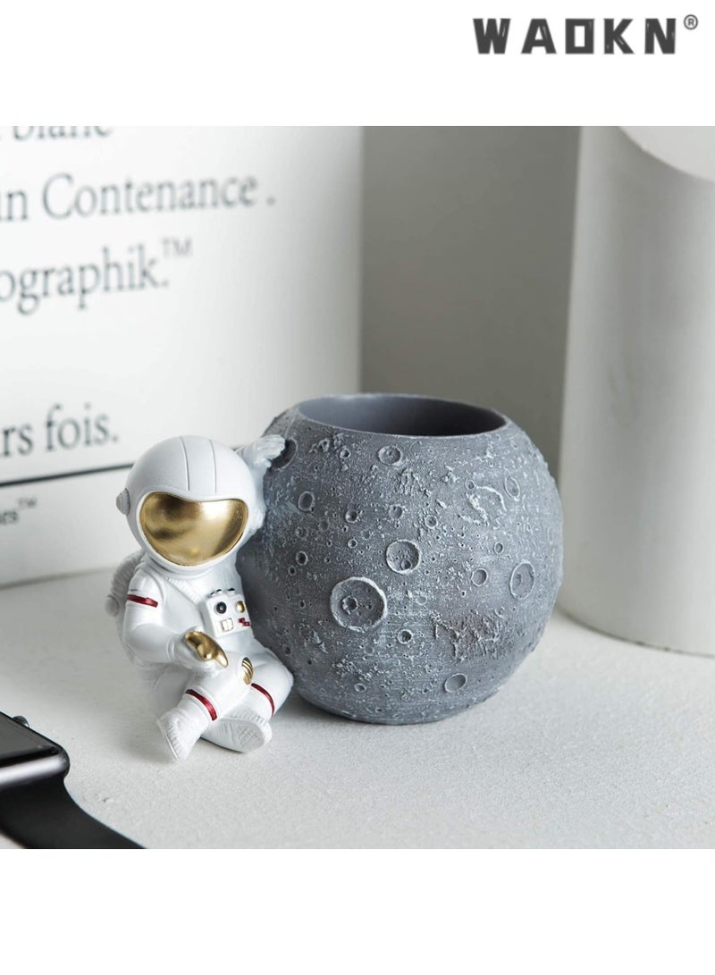 WAOKN Astronaut Pen Holder Desk Decor, Durable Resin Desk Organizer, Makeup Brush Holder Statues Sculpture Figurine Ornament, Decorative Accessories for Office, Classroom, Home (gray) - Image 3
