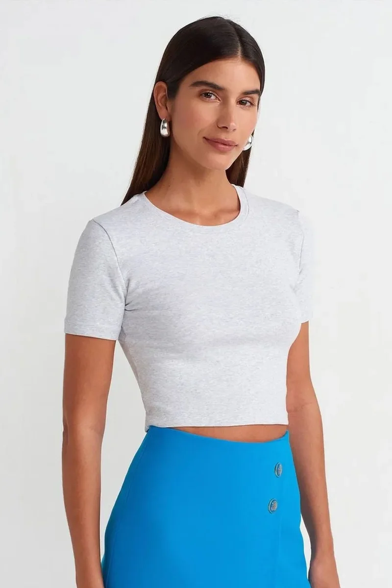 ديلفين DILVIN Women's Slim Fit Crop T-Shirt