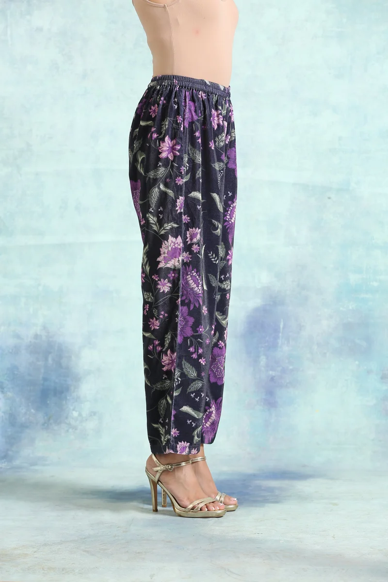 trueBrowns Black Printed Velvet Pant