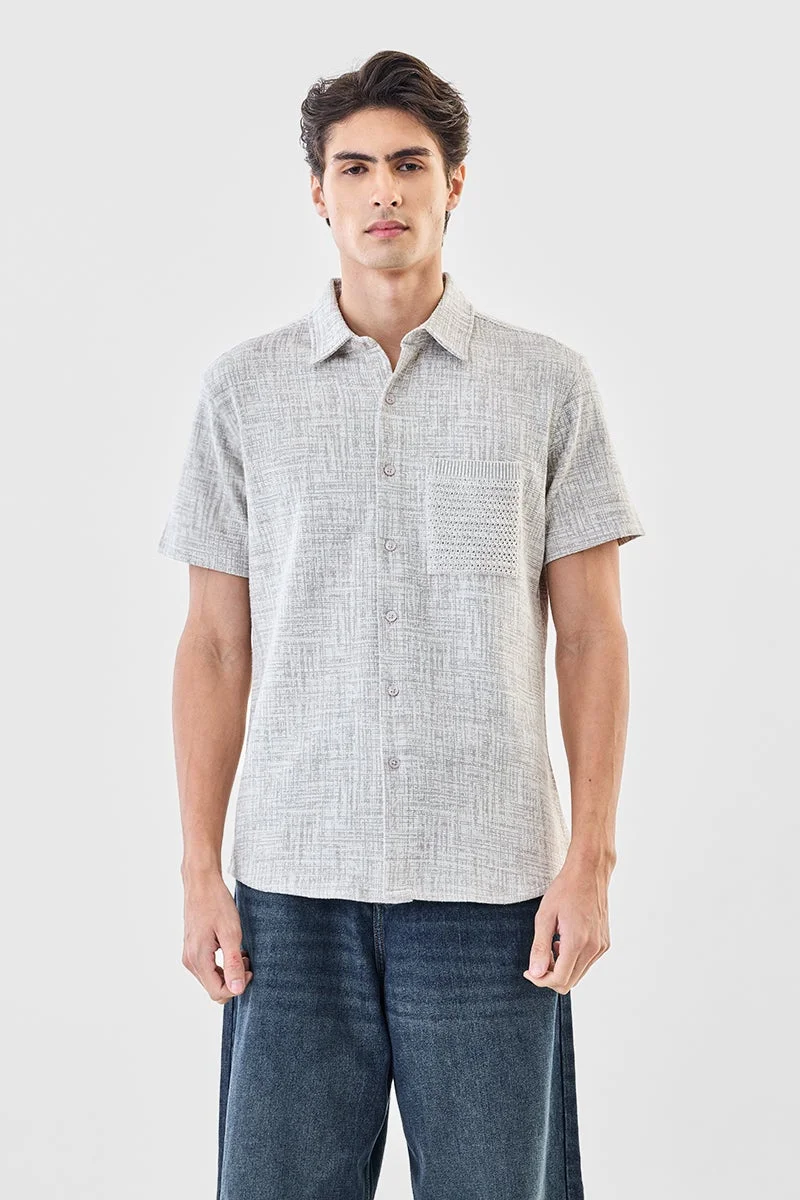 سنيتش قميص بقصة عادية بنقوش