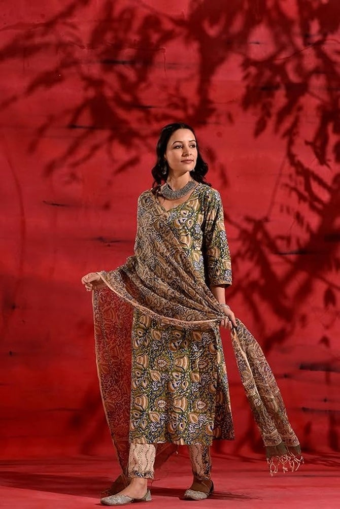 Kalaanj Kurta Set For Women || 3pic Kurta For Women - Image 3