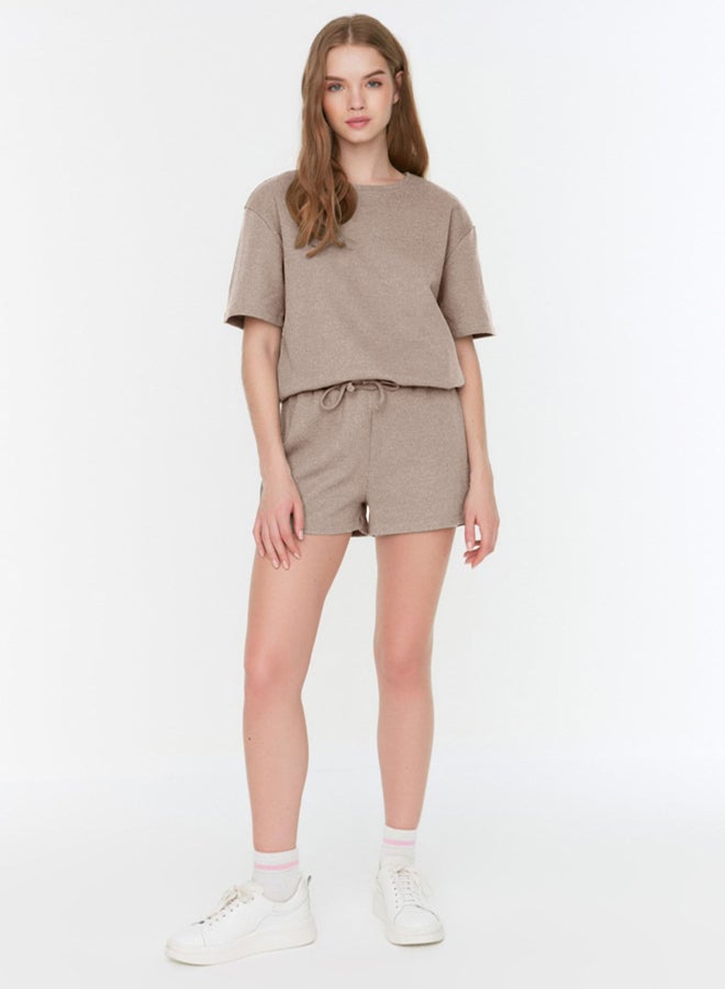 trendyol Beige Waffle Fabric Knitted Pajama Set with Shorts - Image 4