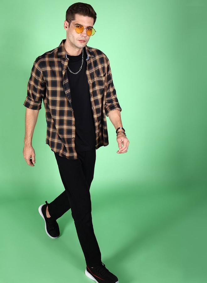 تايك تو قميص كاروهات كاجوال بقصة عادية للرجال من هارد سودا - Image 4