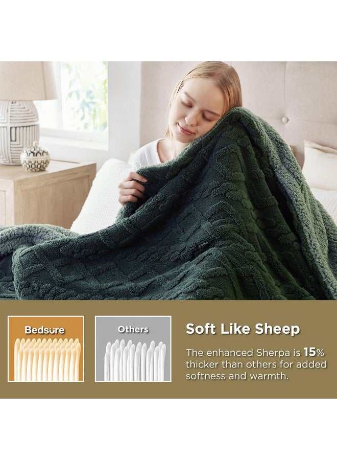 Bedsure Bedsure Sherpa King Size Blanket for Bed- Fleece Soft Cozy Fuzzy Cable Blankets for Women, Thick Warm for Winter and All Seasons, Dark Green, 108x90 Inches  - Image 2