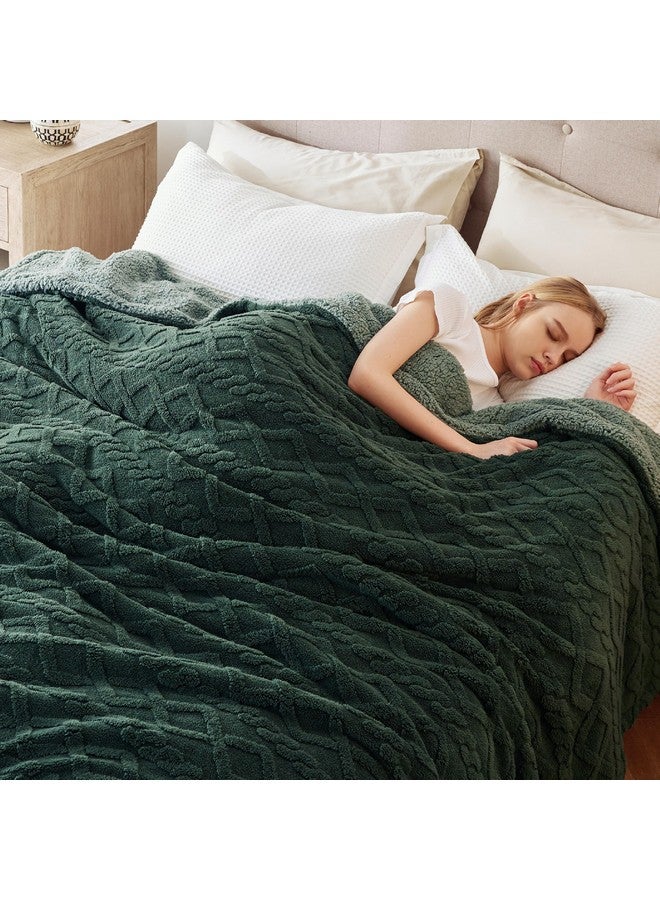 Bedsure Bedsure Sherpa King Size Blanket for Bed- Fleece Soft Cozy Fuzzy Cable Blankets for Women, Thick Warm for Winter and All Seasons, Dark Green, 108x90 Inches  - Image 4