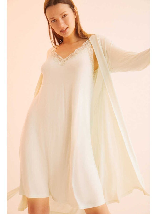 women'secret Women's Long Sleeve Wrap Robe with Self-Tie Belt - Image 3