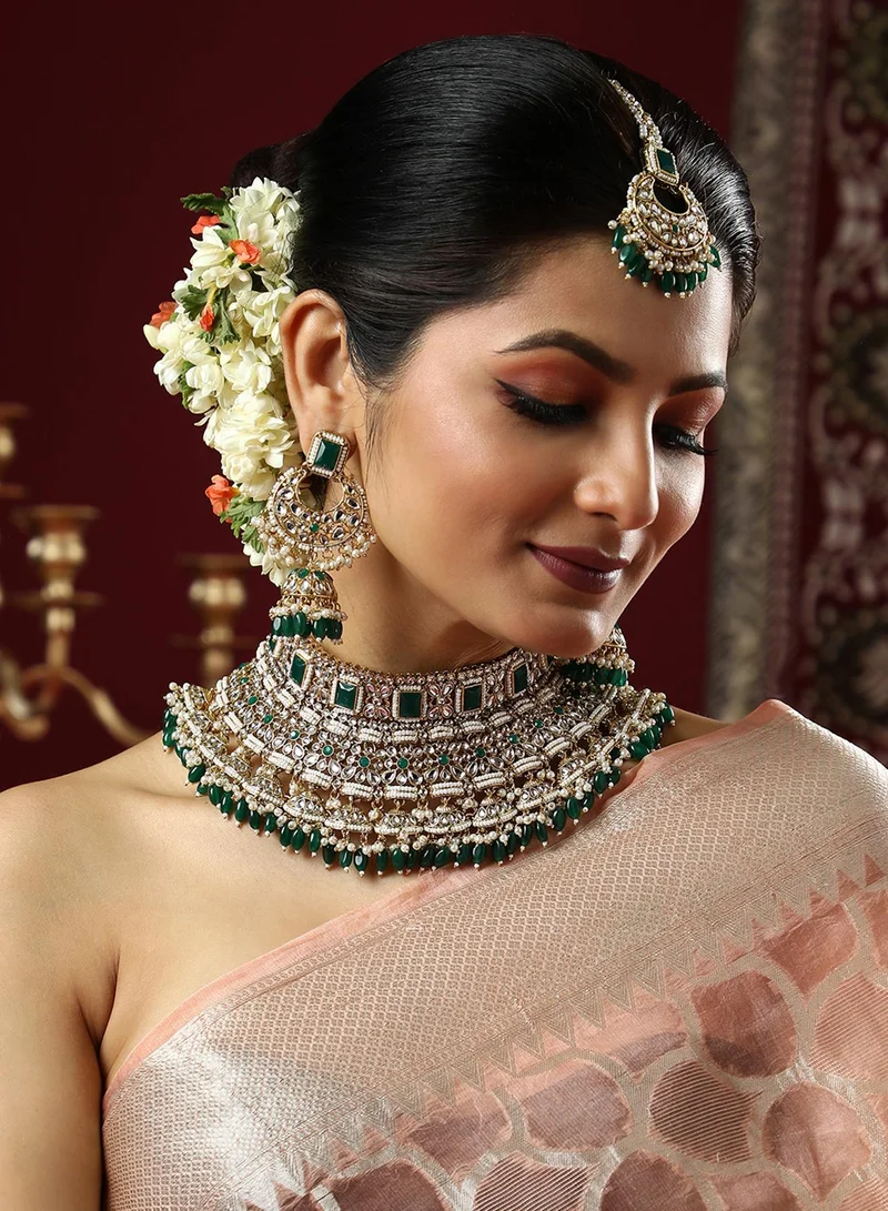 SOHI Stone Stones-Studded & Beaded Artificial Jewellery Set