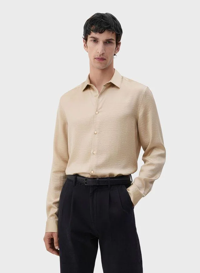 The Indian Garage Co Men Slim Fit Solid Cutaway Collar Full Sleeves Shirt