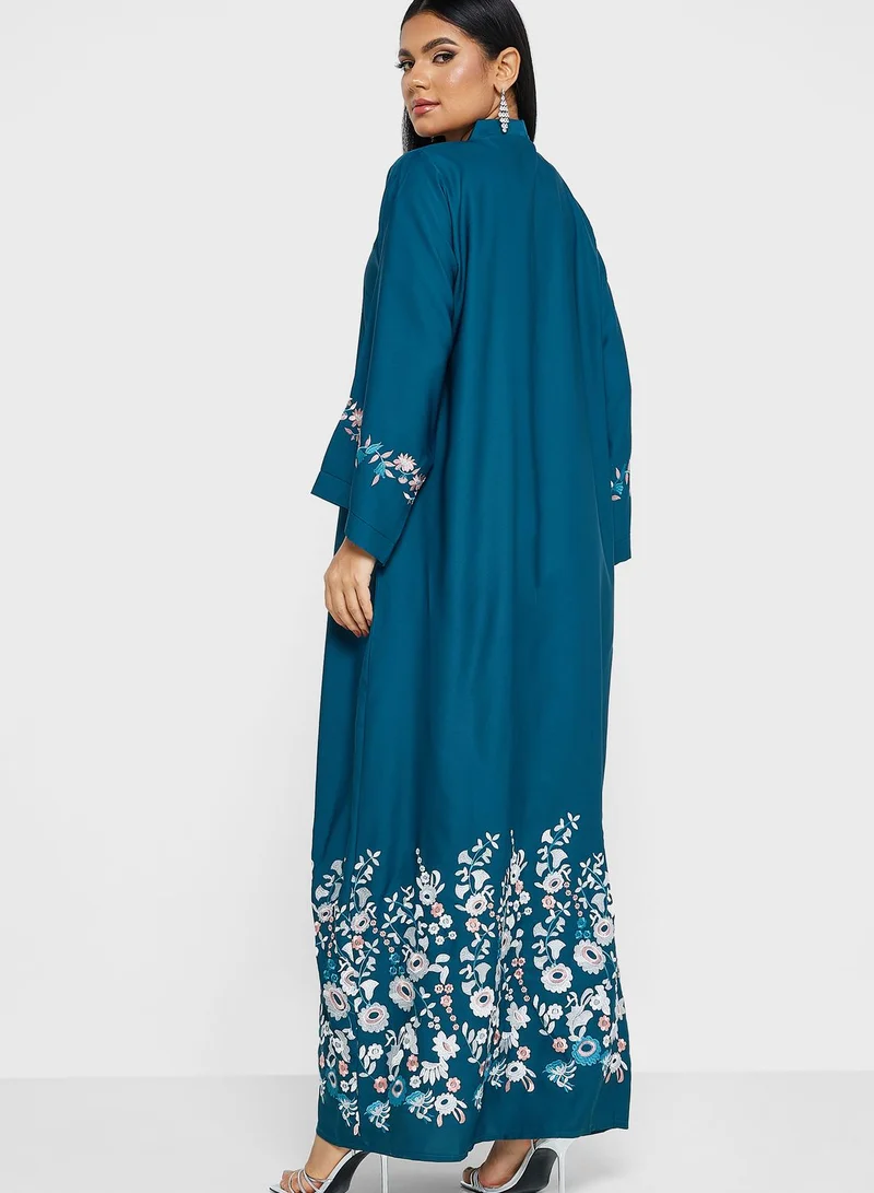 Khizana Embroidered Detailed Abaya With Sheila