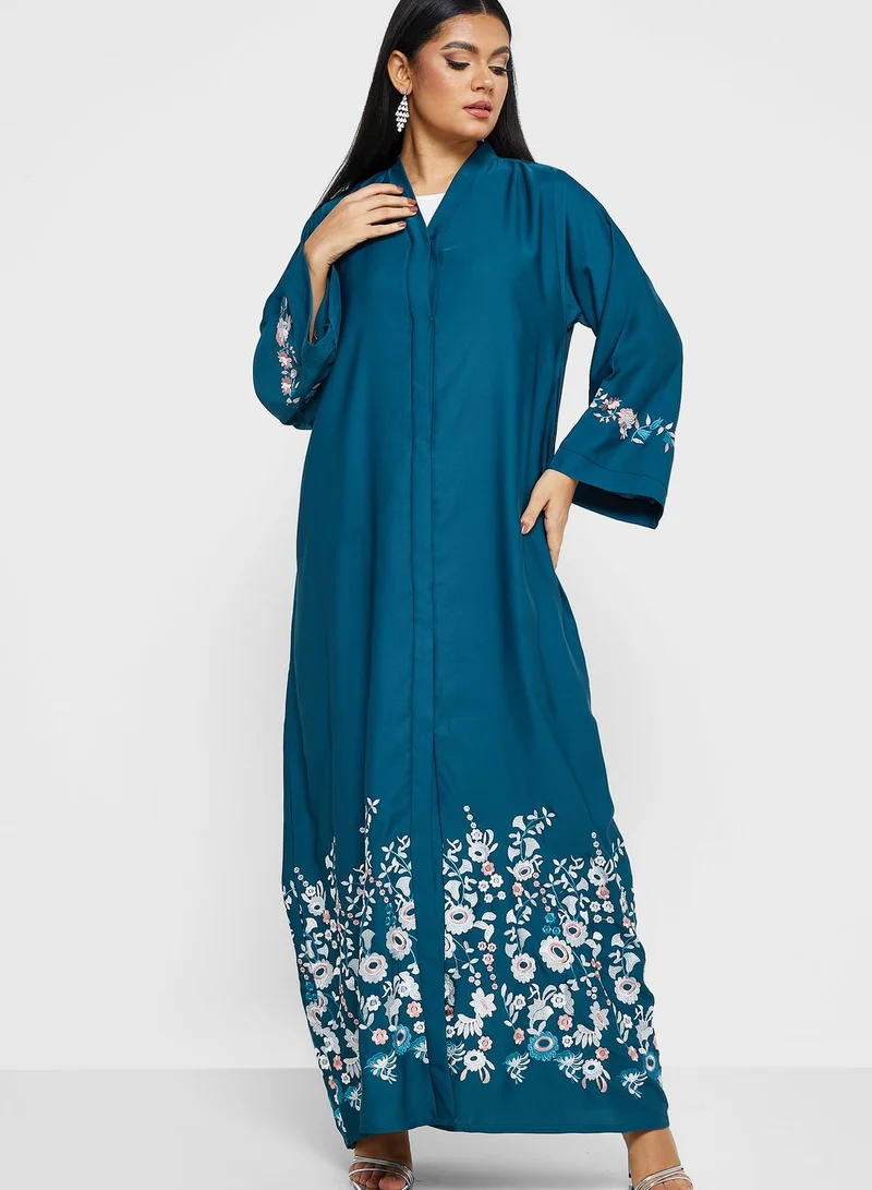 Khizana Embroidered Detailed Abaya With Sheila