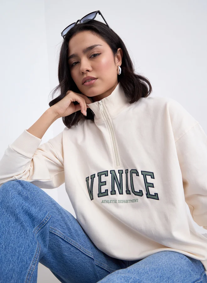 Styli Styli Cream Embroidered Longline Sweatshirt