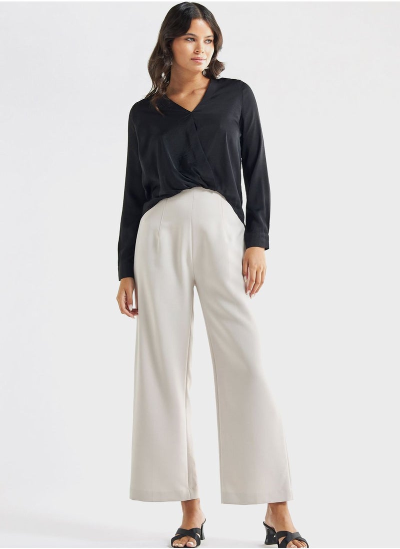 FAV V-Neck Knitted Top  - Image 4