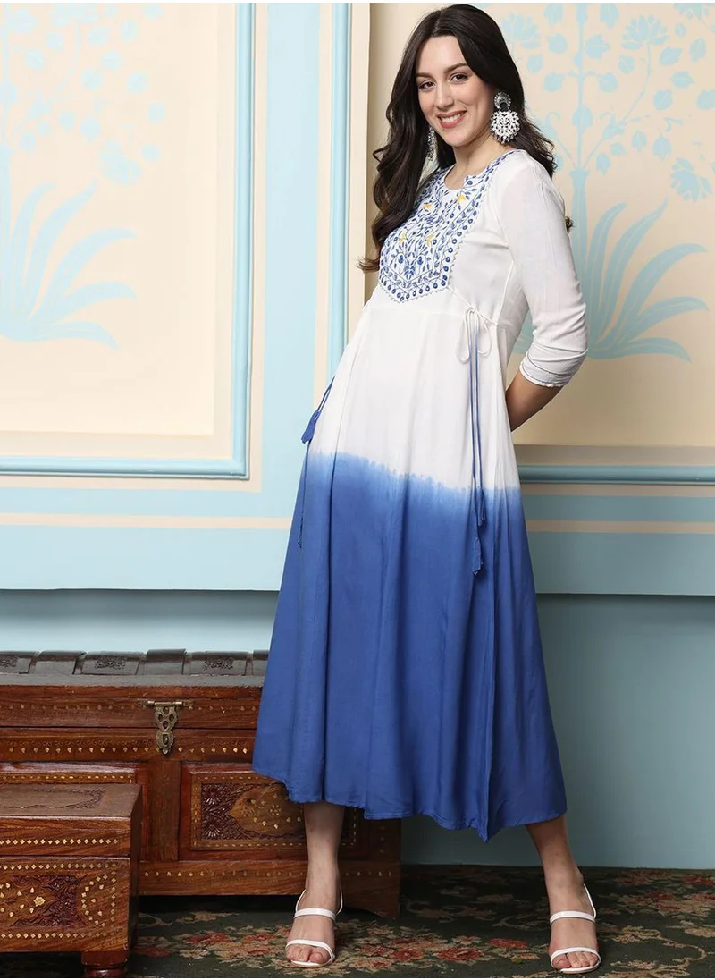 آي شين Multicolour Kurta Straight Fit Three-Fourth Sleeve Made From Rayon Featuring Self Design And Round Neck