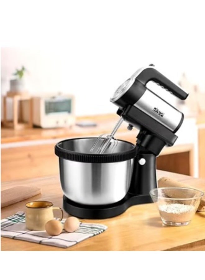 DSP 5-speed, 4L stand mixer, model DSP KM3058. Stainless steel stand mixer with two mixing paddles and chrome dough hooks. - Image 1
