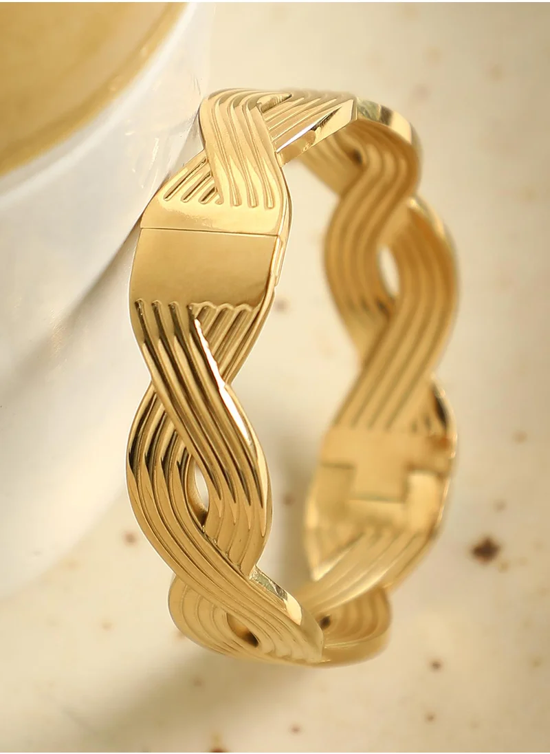 SOHI Women's The Ribbed-Twist Bangle Bracelet