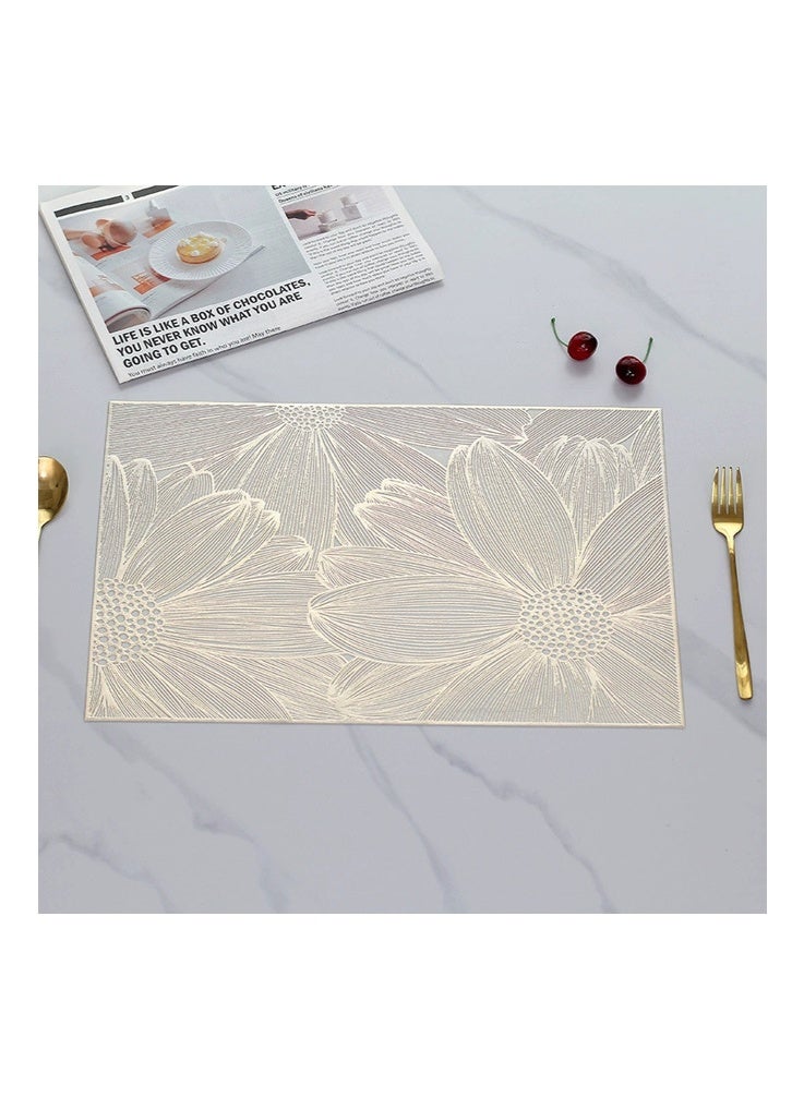 أفهوغو مفارش طاولة طعام من الفينيل مكونة من 4 قطع باللون الذهبي - مفارش مزخرفة بنمط أوراق الشجر مقاومة للحرارة وغير قابلة للانزلاق وقابلة للغسل للمطبخ وحفلات الزفاف وديكور المنزل - Image 2