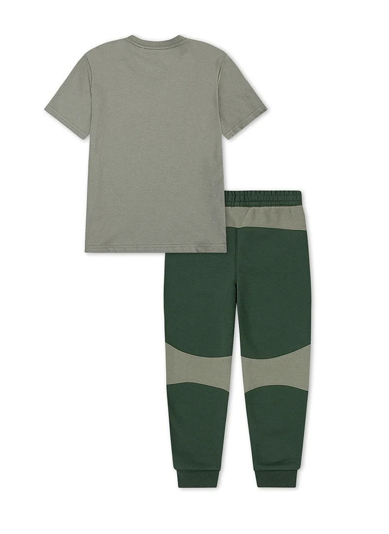 Nike Kids Fleece Short-Sleeve T-Shirt & Pant Set