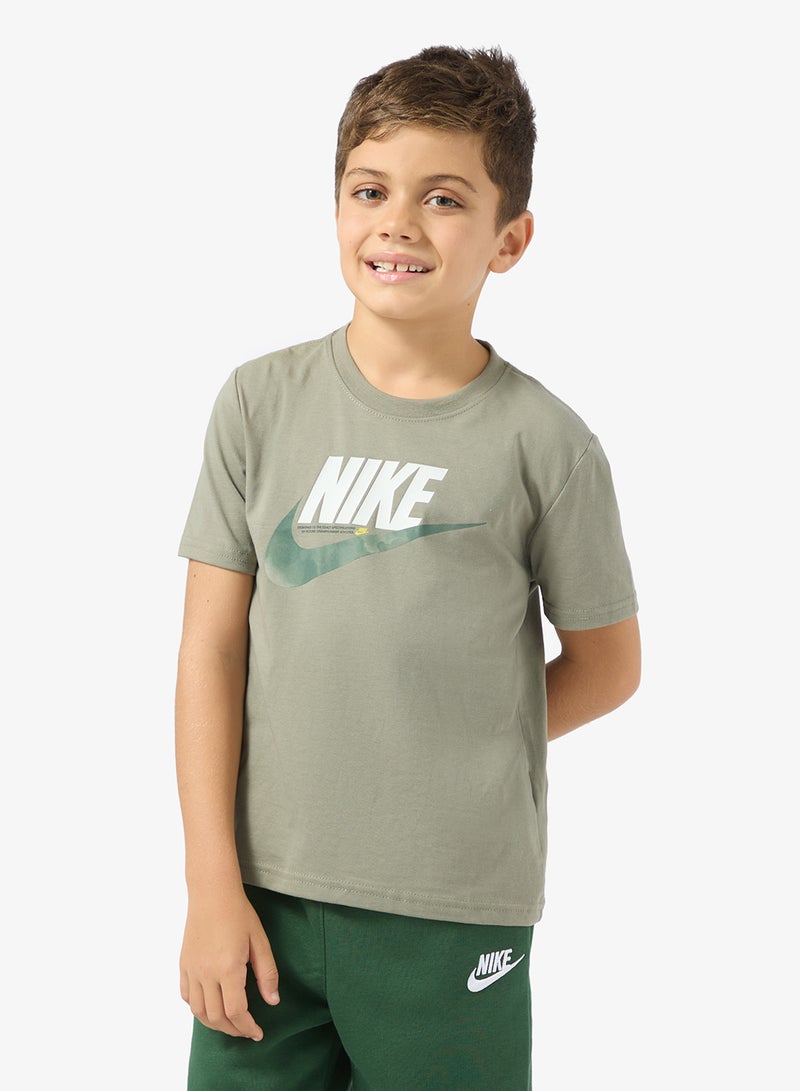 نايكي طقم تي شيرت وبنطلون أطفال من الفليس بأكمام قصيرة - Image 3