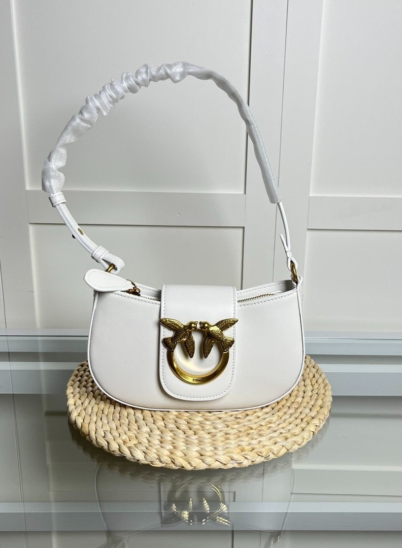 Pinko Small And Versatile Shoulder Bag 22*12*5cm - Image 1