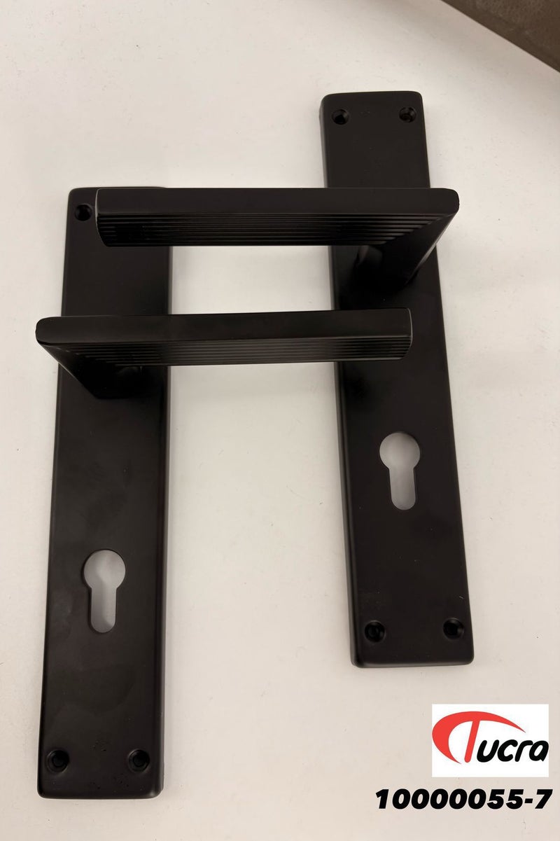 TUCRA One-Piece Door Handle Set | Elegant Aluminum Construction | Fits Wooden & Metal Doors | Easy Installation & Classic Finish - Image 2