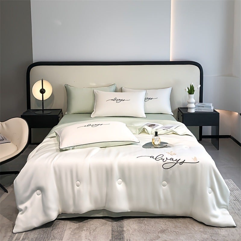 1pc Ultra Soft Summer Cool Quilt (1 Summer Quilt, Pillow Not Included) Luxury Ice Fiber Fabric Embroidered Comfortable Air Conditioner Quilt Multi-Functional Summer Cool Quilt Cool Thin Quilt Bedding - Image 1