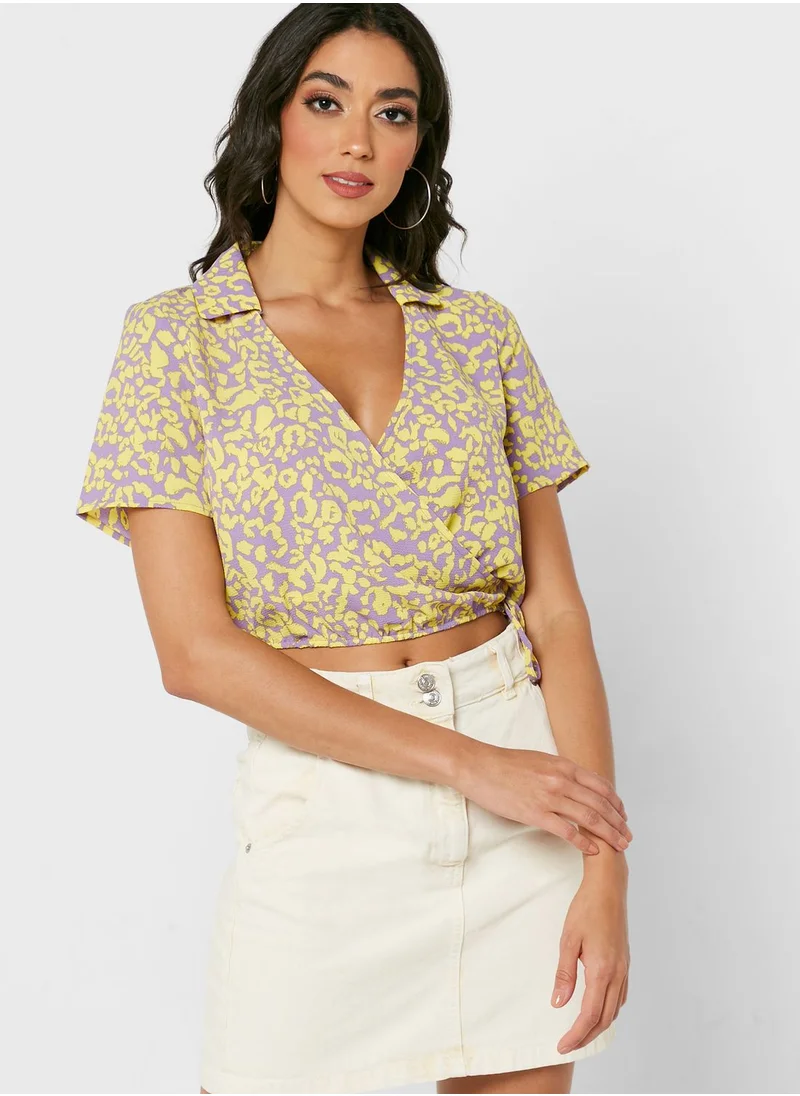 NOISY MAY Printed Tie Detail Crop Shirt
