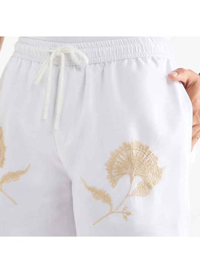 Splash FAV Embroidered Shorts with Drawstring Closure and Pockets
