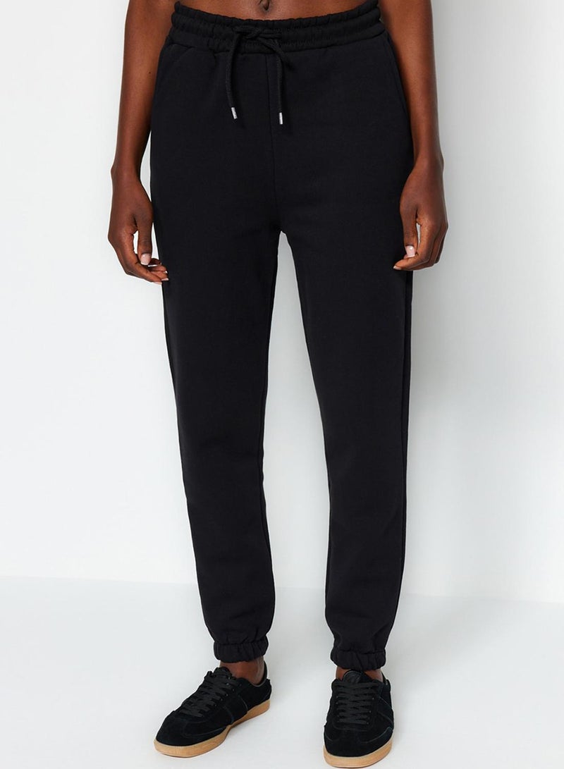 trendyol Black Thick Inside Fleece Basic Knitted Sweatpants Pants - Image 2