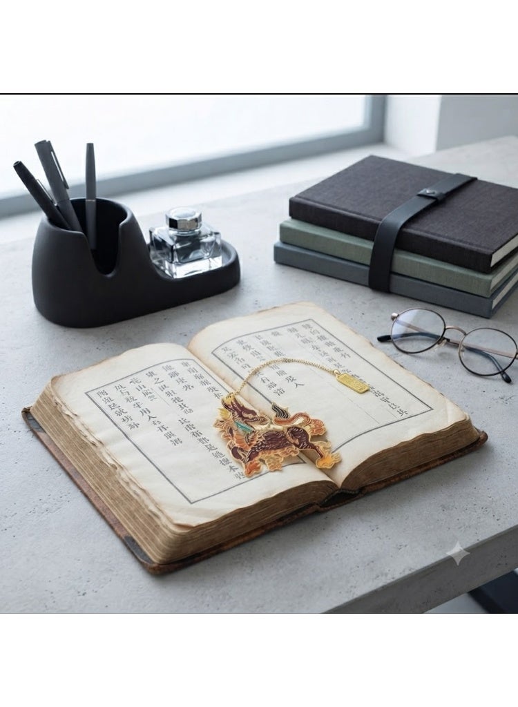 "إكسسوار قراءة أنيق بتصميم مستوحى من الأساطير الصينية " - Image 3