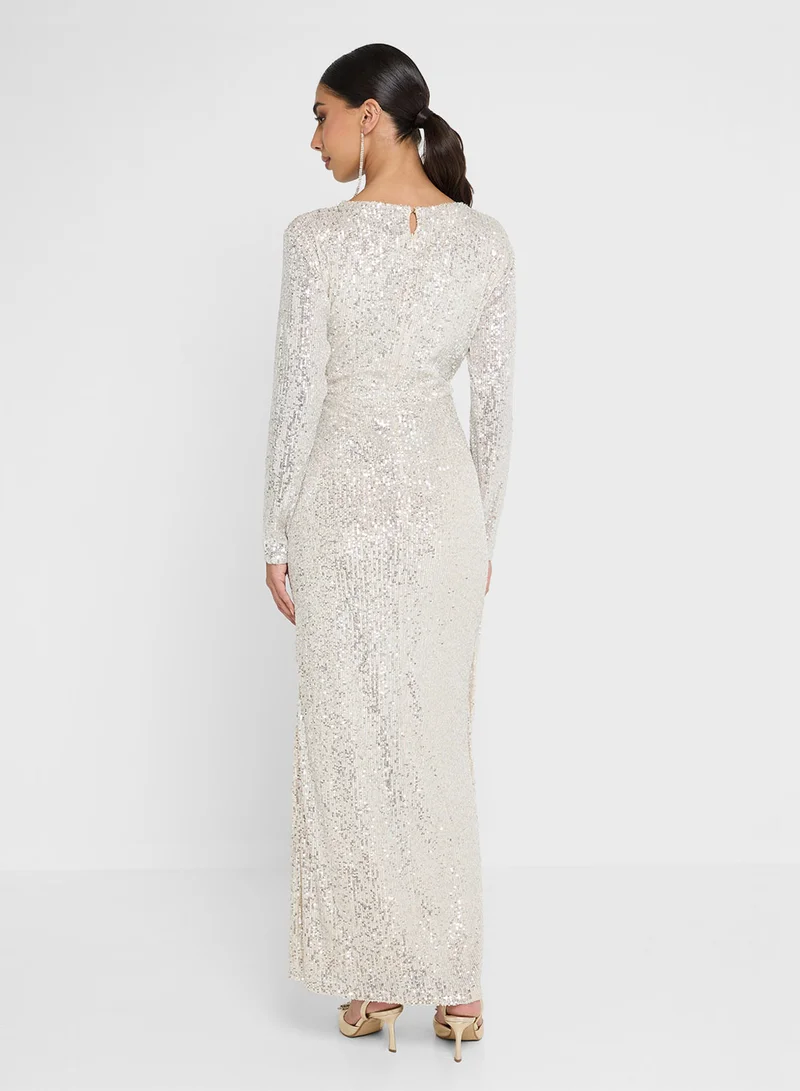 جولدن ابل Sequin Detailed Maxi Dress