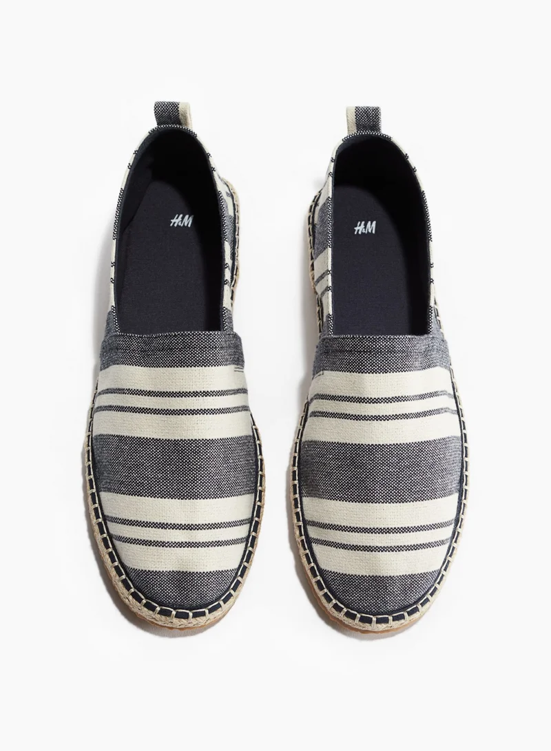 اتش اند ام Striped Loafers