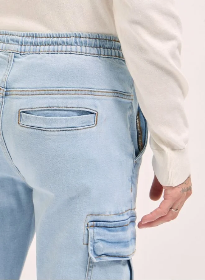 The Bear House  Men's Light Blue Slim Fit Jogger-Style jean with Cargo Pockets Classic Comfort With Modern Style, Perfect For Everyday Casual Looks And Effortless Streetwear Vibes for Men | Best Price UAE