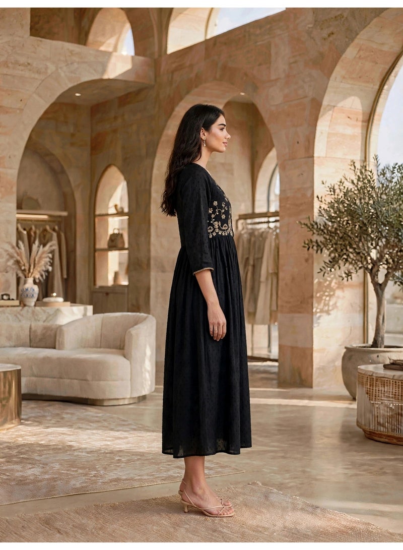 IKKXA Elegant Yoke Embroidered Midi Jalabiya IK14134Black - Image 3