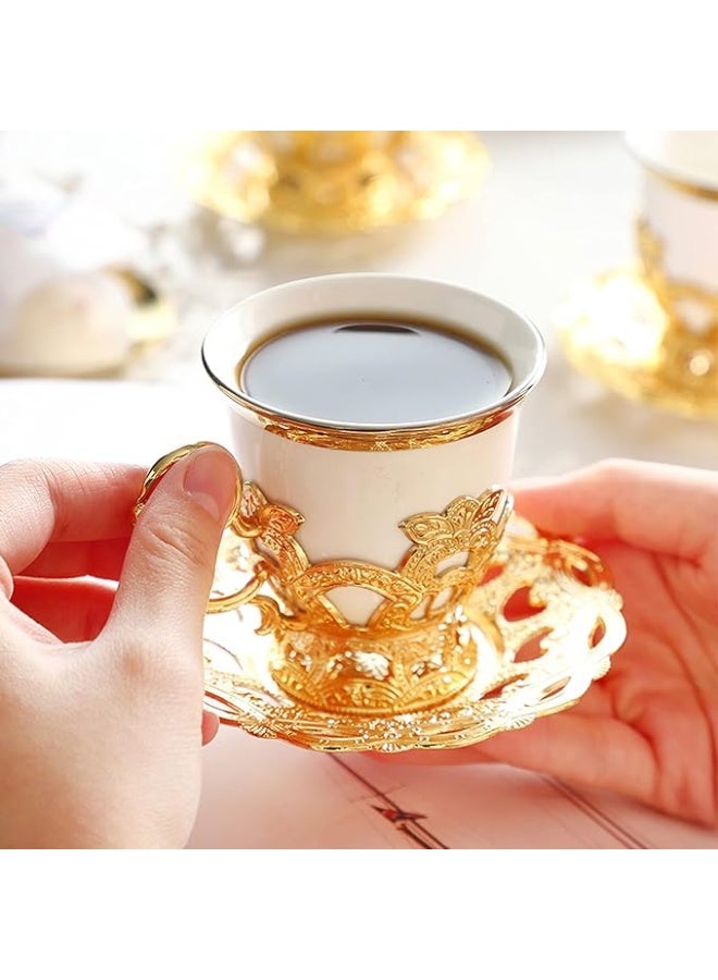 طقم أكواب شاي تركي بتصميم عربي شرق أوسطي، يتضمن أكواب قهوة تركية وإسبريسو مع حوامل معدنية وصحون؛ سعة 2.8 أونصة. طقم مثالي للرجال والنساء، ويُعد من أفضل هدايا الانتقال إلى منزل جديد وهدايا أعياد الميلاد. - Image 3