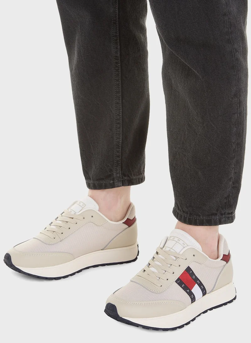 TOMMY JEANS Retro Low Top Sneakers